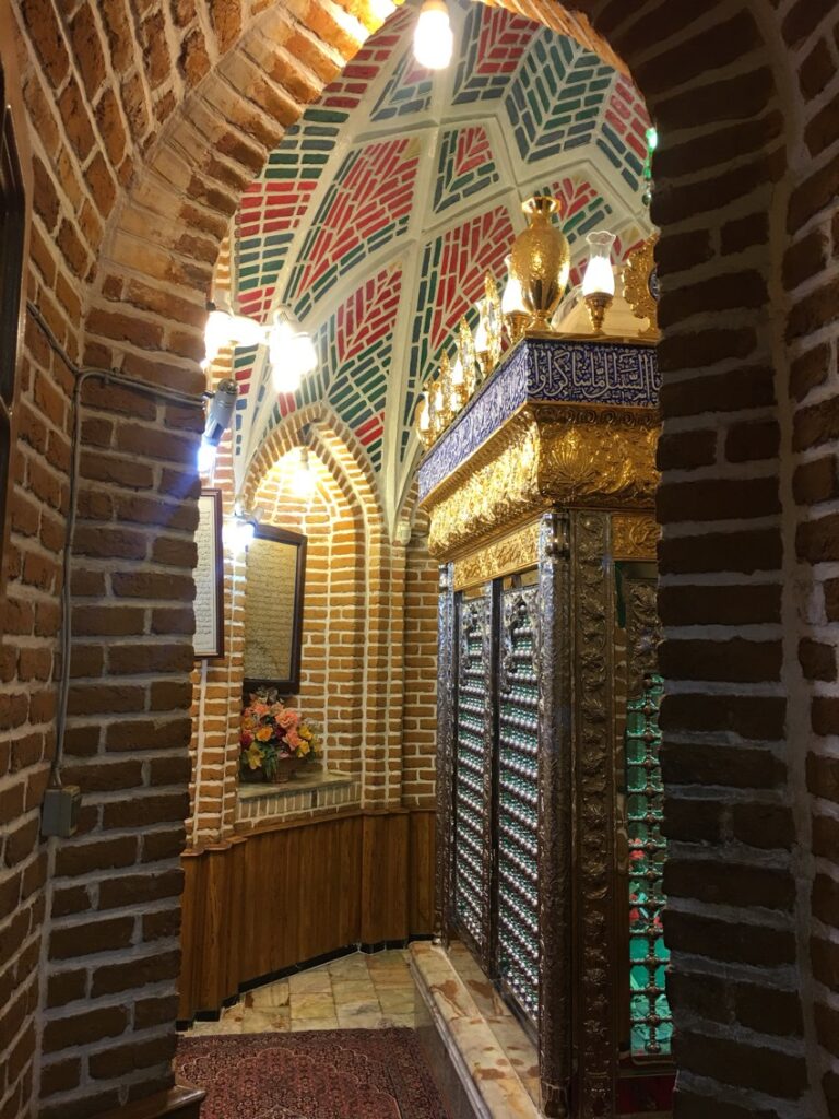 %عکس امامزاده سیدجمال تبریز%